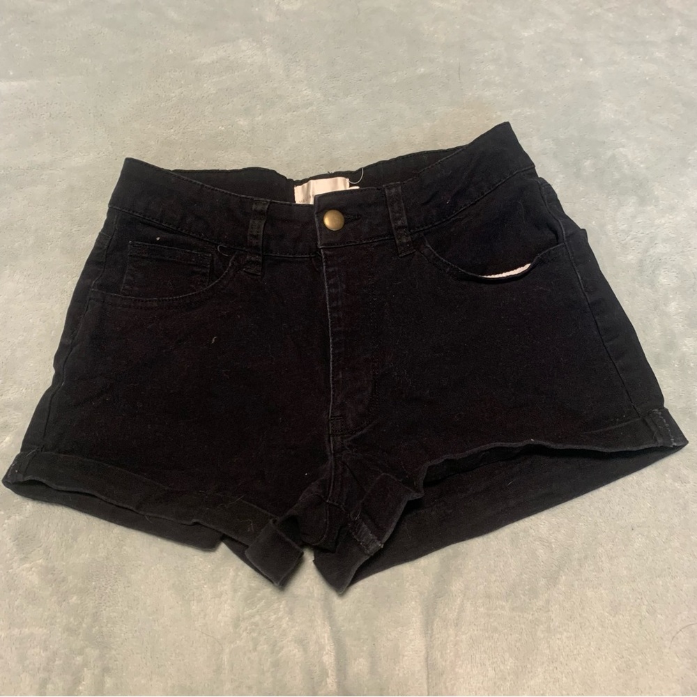 Size small high waisted Jean shorts